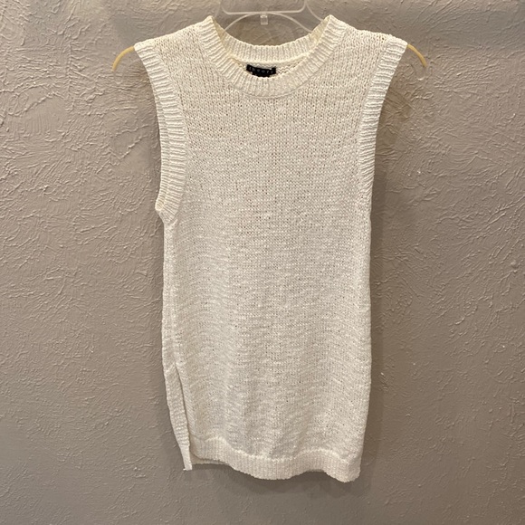 THEORY MEENALY Sleeveless Sweater Shell Vest - Picture 5 of 10